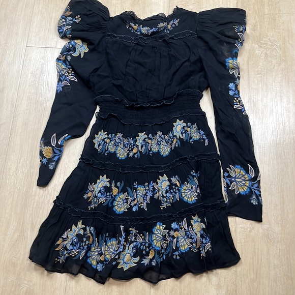 FARM RIO Floral-Embroidered Long-Sleeve Minidress, SiZE SMALL 1363 - Picture 7 of 11